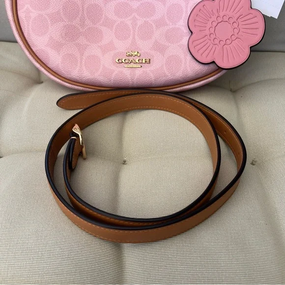 NWT Coach Pink Signature Canvas Hobo Shoulder Bag CDW86 with Flower - Picture 6 of 12